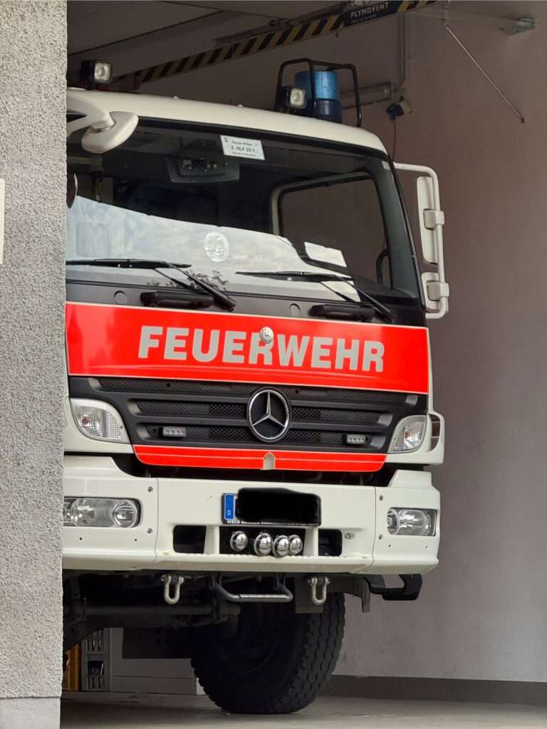 Gefährlicher Chemikalienfund in Gronau – Feuerwehr entsorgt Säure-Kanister