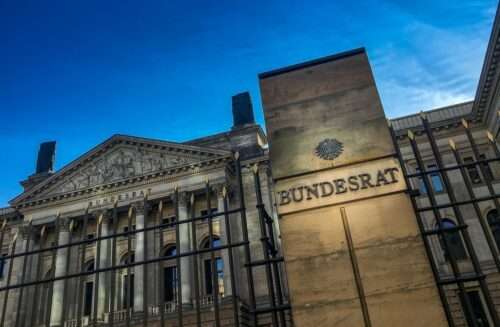 Der Bundesrat hat dem Gesetzesentwurf aus NRW zum Schutz vor häuslicher Gewalt zugestimmt. Das Ziel: schnellere Reaktion