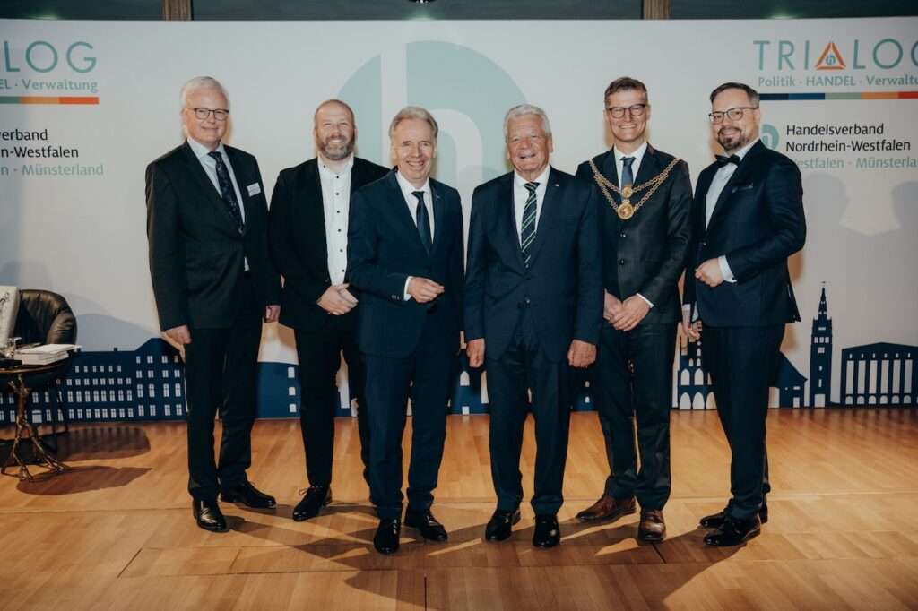 Beim Trialog des Handelsverbands Münster sprach Joachim Gauck über Freiheit, Verantwortung und den Wert der Demokratie.