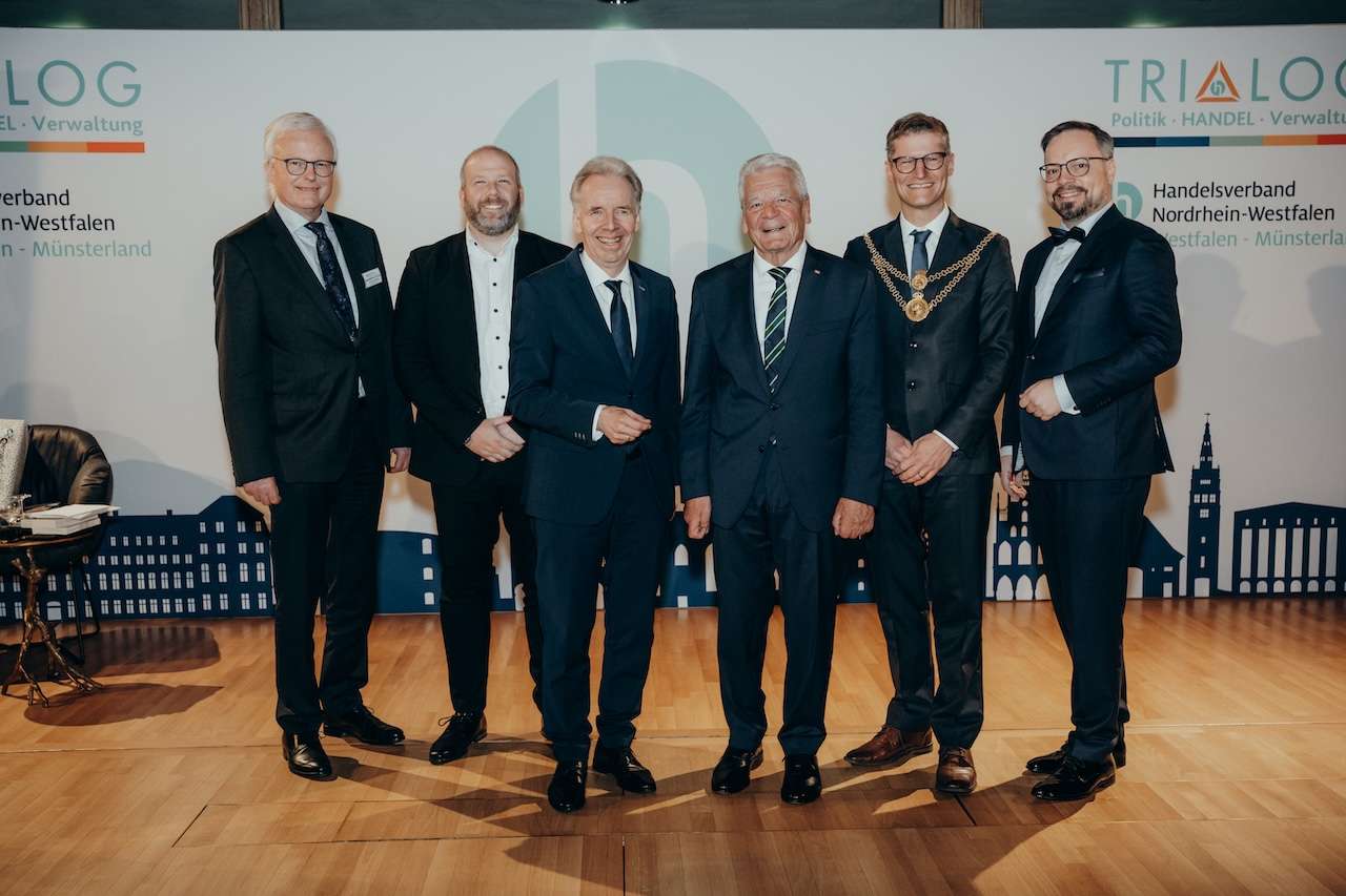Beim Trialog des Handelsverbands Münster sprach Joachim Gauck über Freiheit, Verantwortung und den Wert der Demokratie.