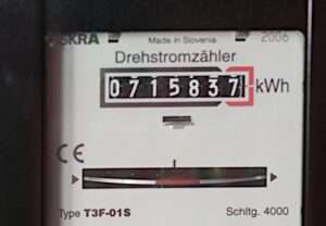 In Münster geraten tausende Haushalte beim Bezahlen von Strom- und Gasrechnungen in Rückstand. Die NGG fordert politische Entlastung.