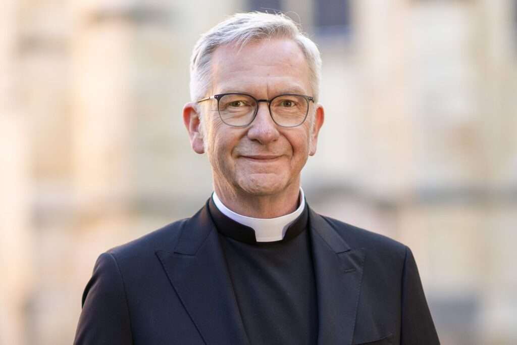Bistum Münster: Dr. Antonius Hamers warnt vor wachsendem Antisemitismus und kündigt eine Solidaritätsreise nach Israel und Palästina an.