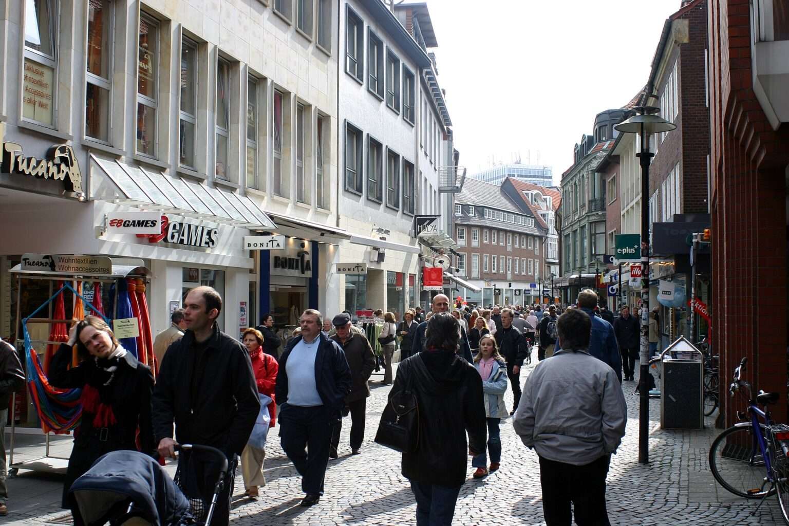 In der Salzstraße Münster eröffnet Street One Studio eine neue Filiale – Nachfolger der Modekette Zero. Eröffnung im Herbst 2025 geplant.