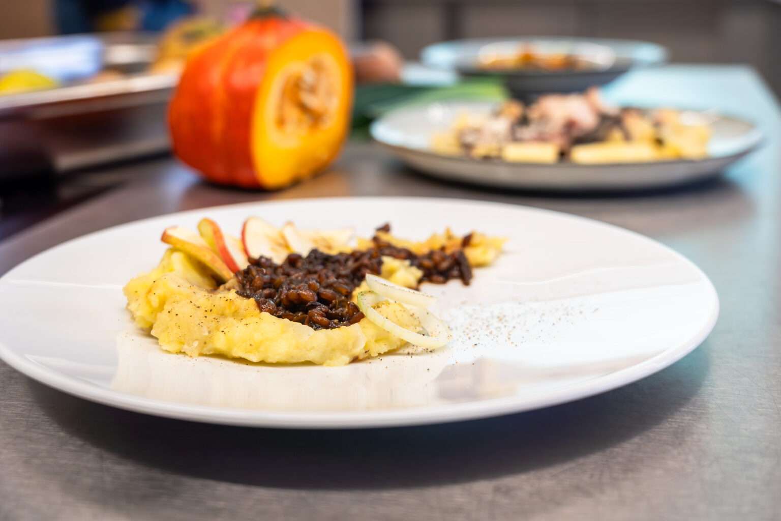 „Münster is(s)t gut“: Städtische Kantinen setzen vom 10.–15. November auf nachhaltige, regionale und ökologische Gerichte.