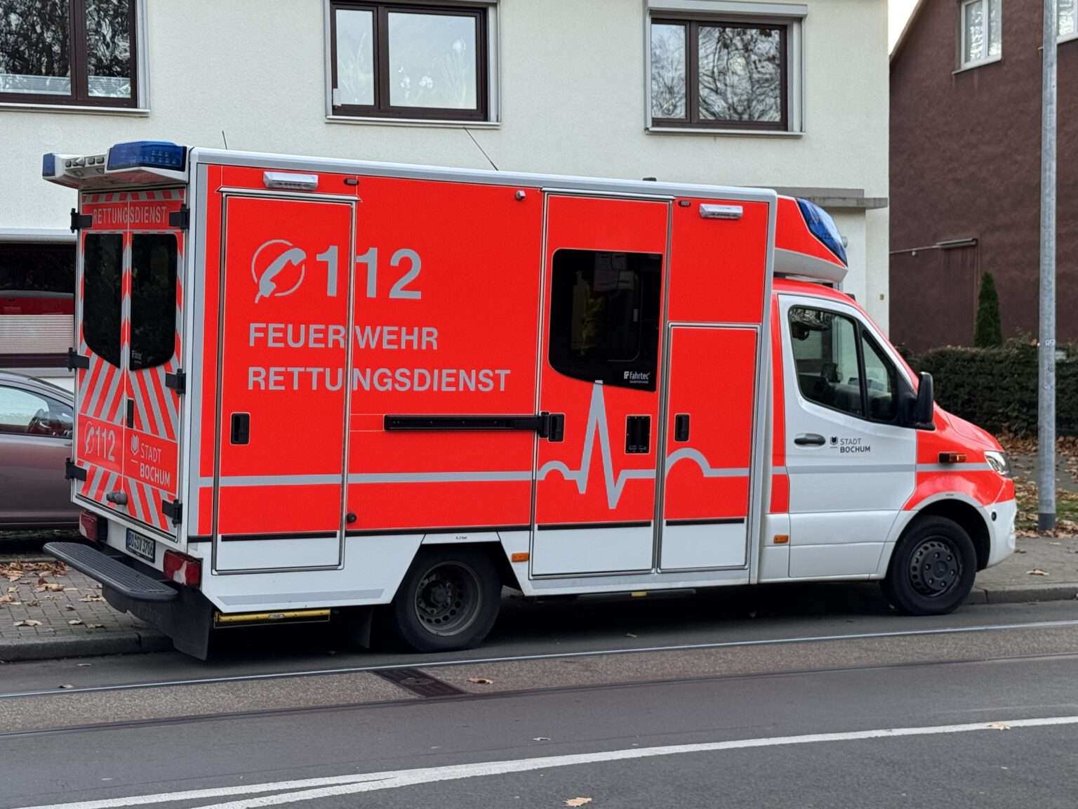 Motorradfahrer bei Bad Dürkheim schwer verletzt, Straße zeitweise gesperrt