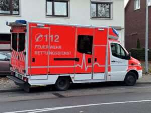 Motorradfahrer bei Bad Dürkheim schwer verletzt, Straße zeitweise gesperrt