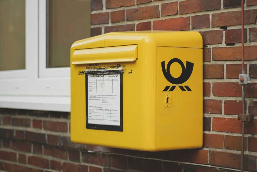 Bundesnetzagentur warnt Deutsche Post vor Millionenstrafe wegen Beschwerden
