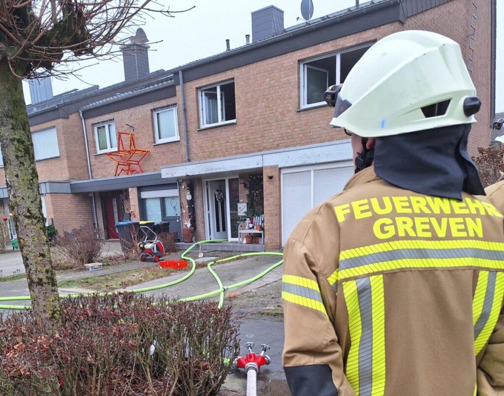 Wohnhaus nach Brand in Greven-Reckenfeld nicht mehr bewohnbar