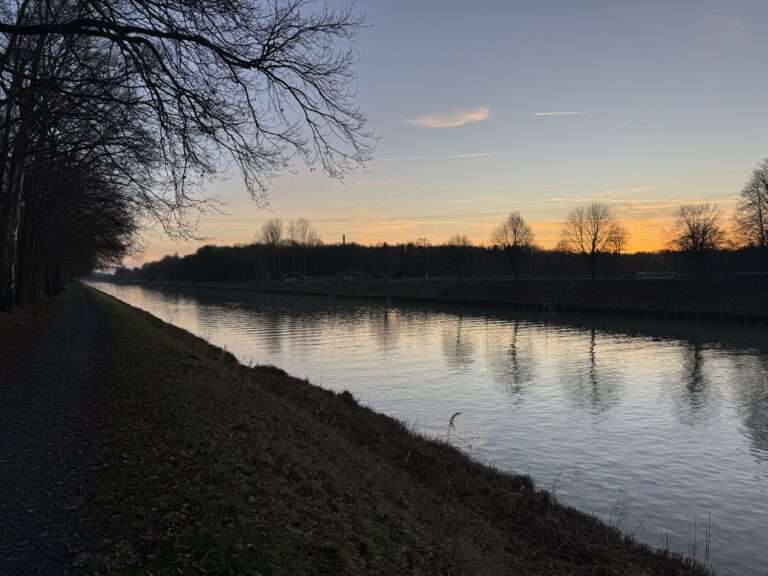 Schädel im Dortmund-Ems-Kanal bei Rheine geborgen