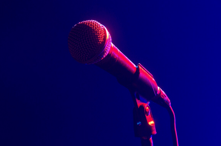 Anne Mosters aus Münster steht heute Abend im Finale von The Voice of Germany. Das Live-Finale läuft ab 20.15 Uhr bei Sat.1.