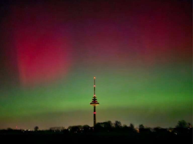 Besteht heute Abend am 20. Januar noch eine Chance auf Polarlichter über Münster? Aktuelle Prognosen zeigen, wie wahrscheinlich weitere Sichtungen sind.