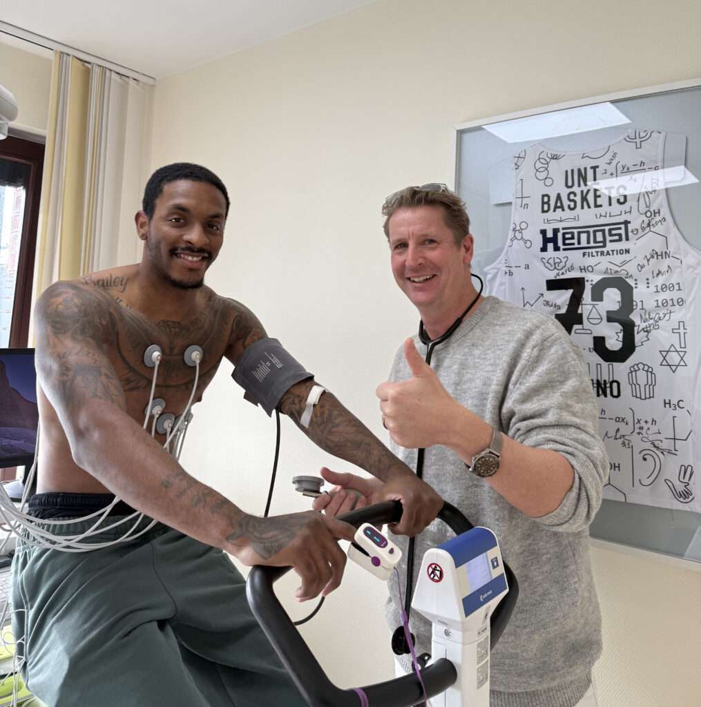 Die Uni Baskets Münster verpflichten einen erfahrenen Guard und lösen einen Vertrag. Hintergrund sind Ausfälle und sportliche Anpassungen. Deshon Davion Taylor