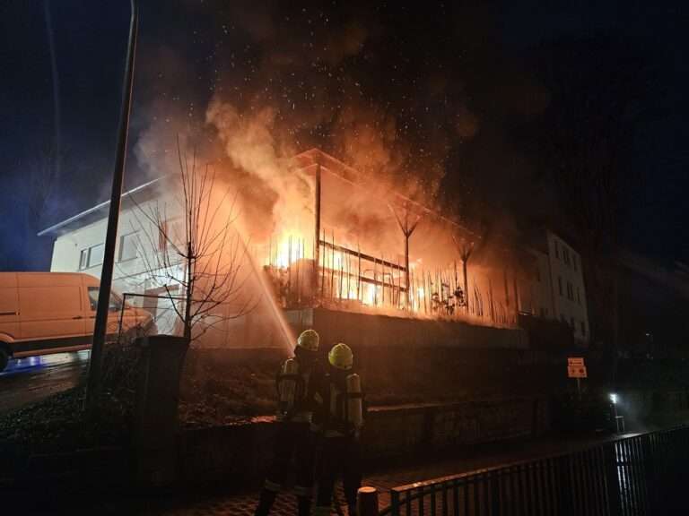 Brand in Nagold beschädigt Wohnhaus und Gaststätte