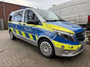 Nach Unfall in Roxel sucht die Polizei einen Autofahrer und einen Zeugen