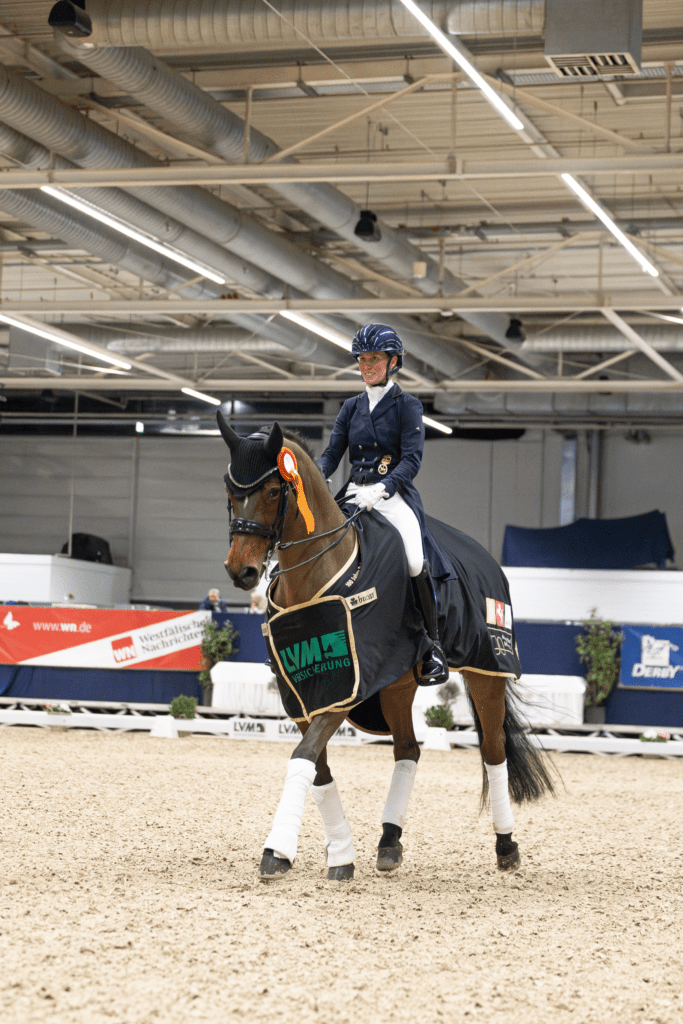 Helen Langehanenberg gewinnt Grand Prix Kür beim LVM-Dressurchampionat