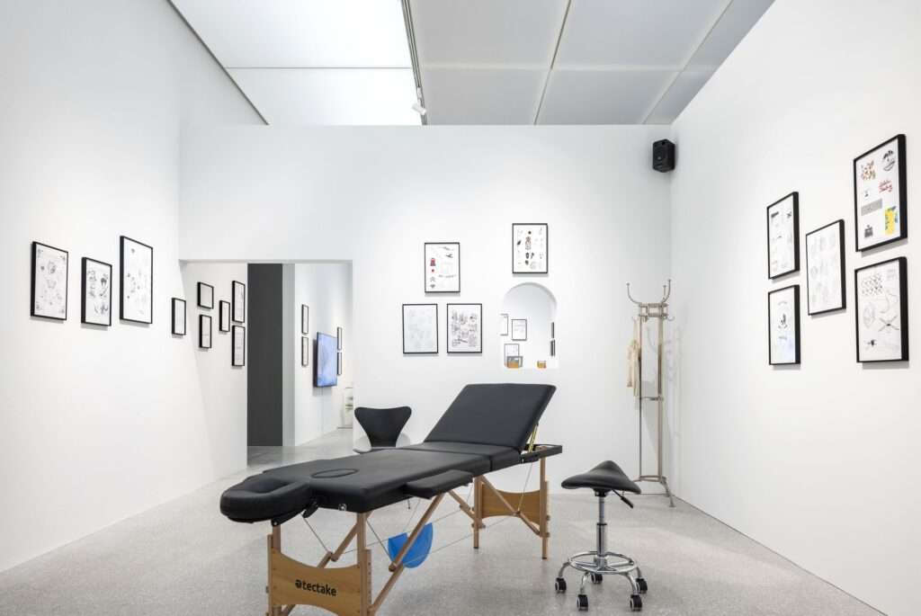 Tätowierungen als Kunst: Im LWL-Museum für Kunst und Kultur in Münster sind im März wieder Tattoos im Rahmen einer Installation möglich.