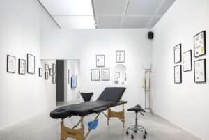 Tätowierungen als Kunst: Im LWL-Museum für Kunst und Kultur in Münster sind im März wieder Tattoos im Rahmen einer Installation möglich.