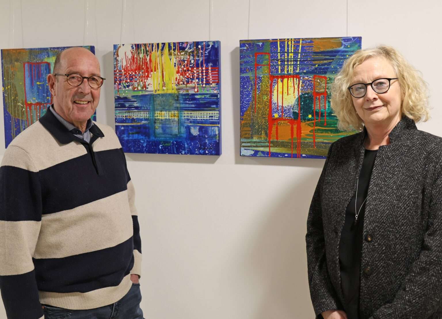 Im Stadthaus 1 Münster sind bis Ende April 2026 Gemälde von Frank Wienker zu sehen. Die Ausstellung zeigt elf aktuelle Werke.