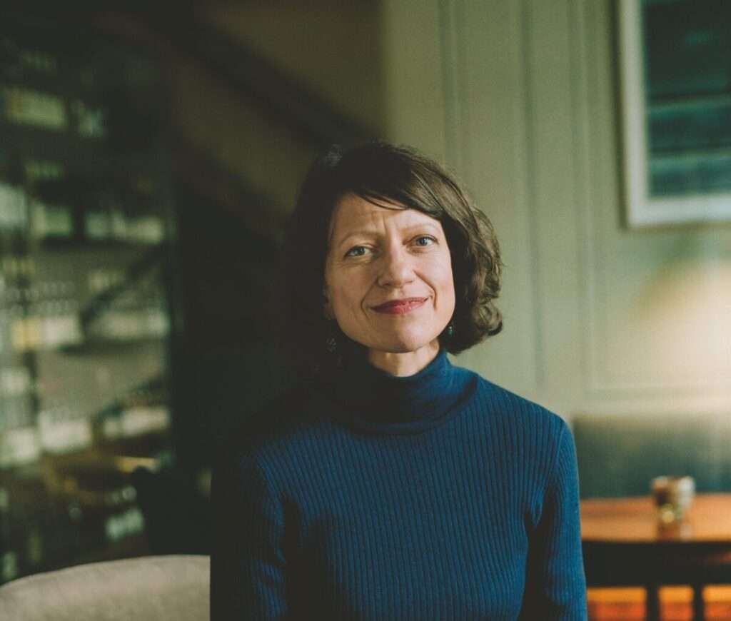 Louise Brown liest am 26. Februar in der Stadtbücherei Münster aus ihrem Roman „Zuversicht“. Tickets kosten 10 Euro und sind im Vorverkauf erhältlich.