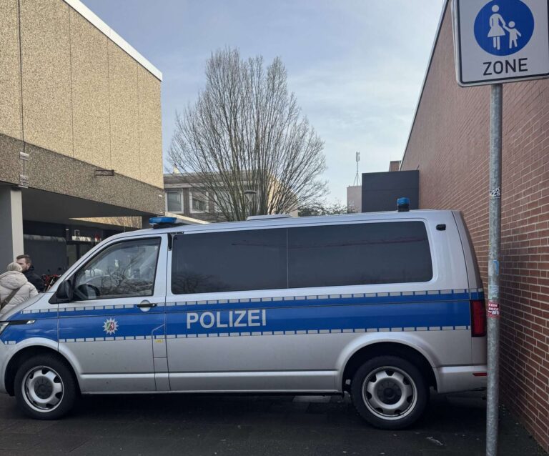 Schwerer Unfall auf der Grevener Straße in Münster: Fußgänger verletzt