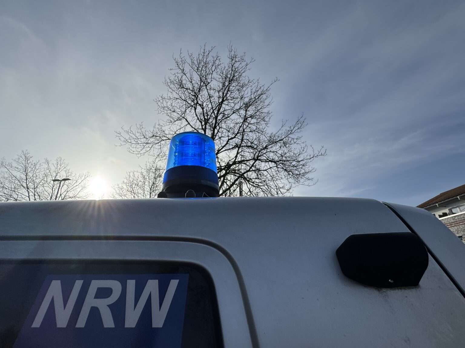 Kollision auf der B70 bei Borken-Gemen, Beifahrerin schwer verletzt