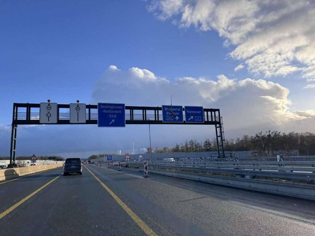 Bauarbeiten auf der A562: Vollsperrung bei Bonn dauert länger als geplant