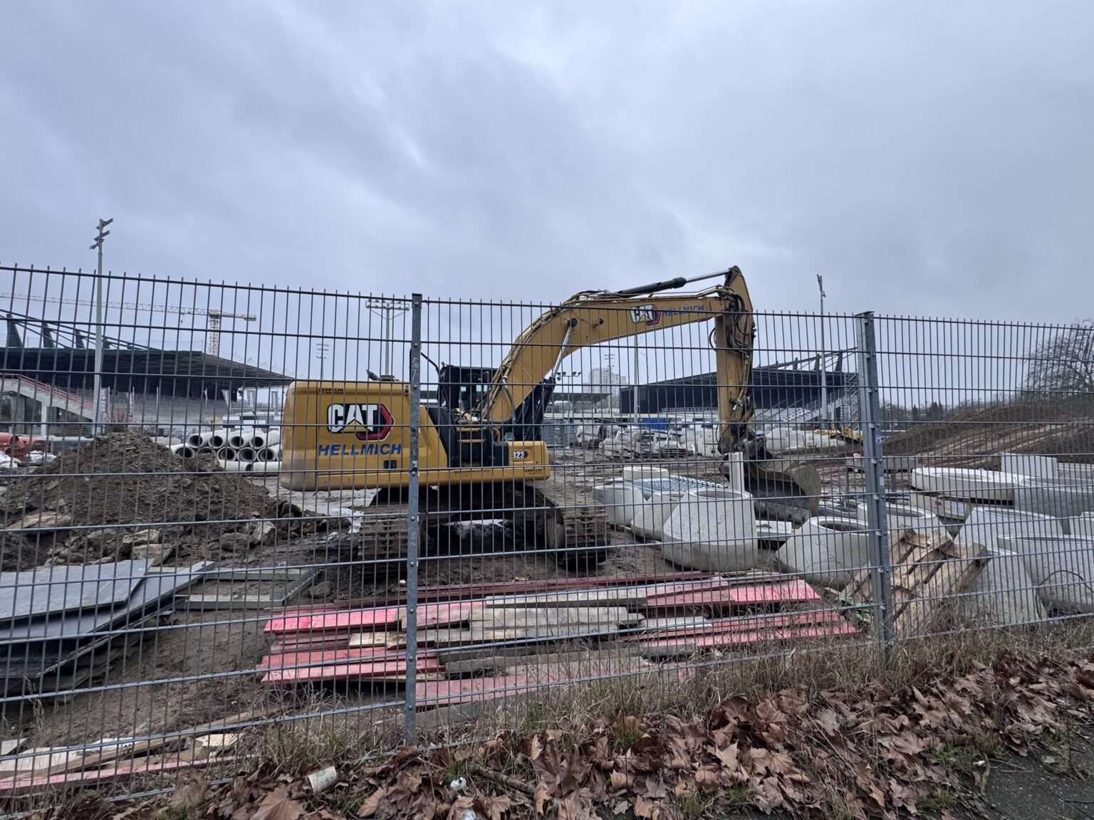 Am Preußenstadion Münster beginnt die nächste Umbauphase: Nordtribüne und Eingangsbereich werden abgerissen.