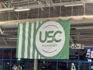 USC Münster gewinnt zum Abschluss der Bundesliga-Hauptrunde 3:0 gegen Schwarz-Weiß Erfurt. Das Spiel fand in Münster statt.