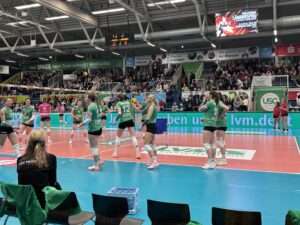 Die Sporthalle Berg Fidel in Münster soll im Sommer neue LED-Beleuchtung bekommen. Geplant ist eine mehrwöchige Schließung.