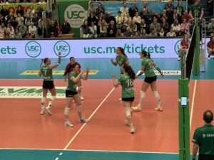 Münster erlebt packendes Fünfsatzduell zwischen USC und Wiesbaden