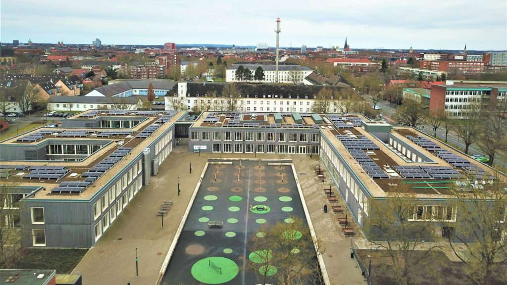 Architekturpreis NRW 2025: Mit dem Grünen Weiler I und der Mathilde Anneke Gesamtschule werden zwei Bauprojekte aus Münster ausgezeichnet.