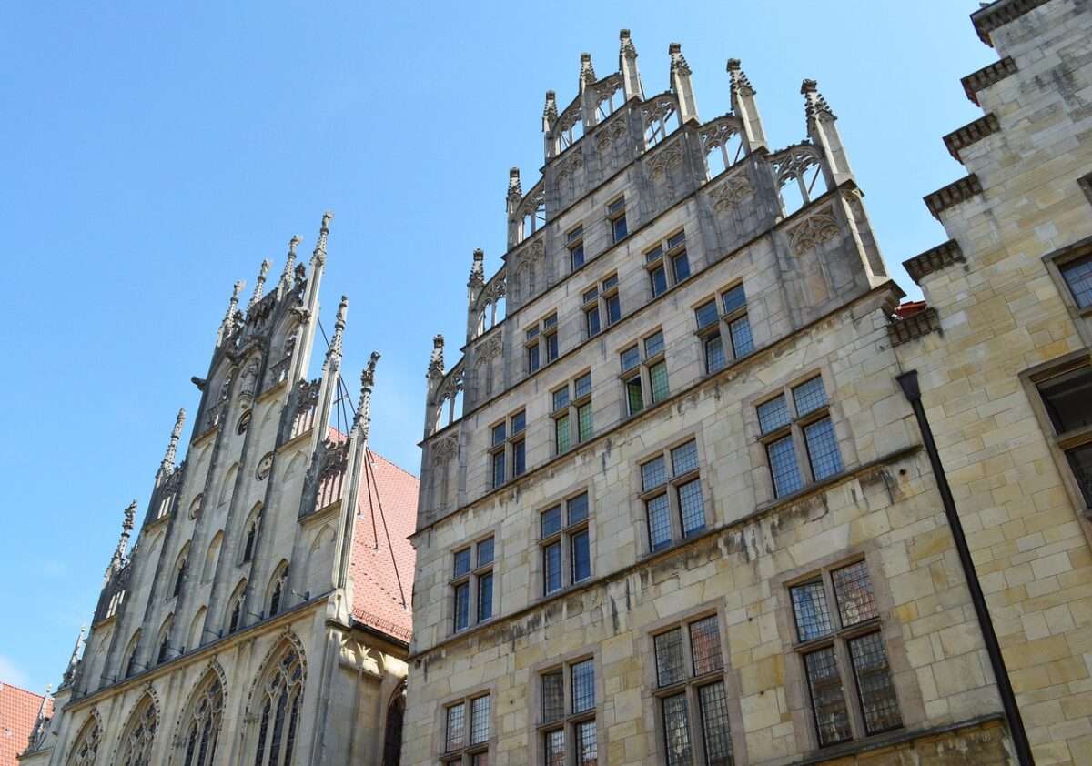 Münster verzeichnet 2025 erstmals seit zehn Jahren einen Rückgang der Einwohnerzahl. 1.987 Personen weniger im Melderegister.