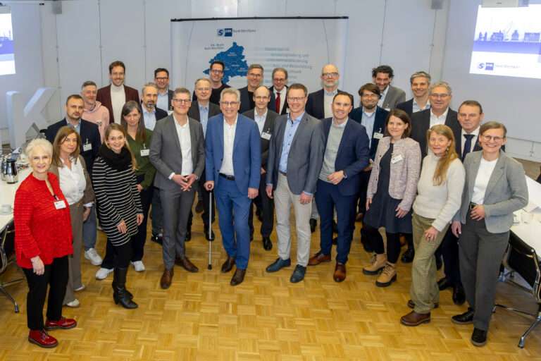 Beim ersten Treffen mit dem neuen Oberbürgermeister diskutierte der IHK-Regionalausschuss Münster Reformtempo, Verwaltung und Stadtentwicklung.