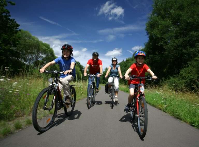 Münster und NRW: Familienzeit 2026 unterstützt Urlaub für Familien