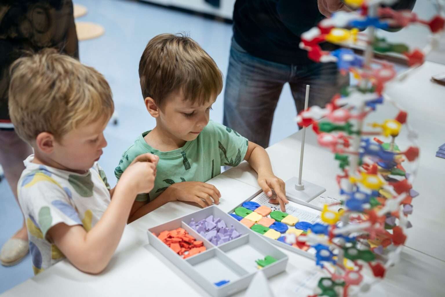 Genialer Entdeckertag am 7. März 2026 im LWL-Museum Münster mit Mitmachaktionen, Planetariumsshows und Vorträgen zur Entstehung des Lebens.
