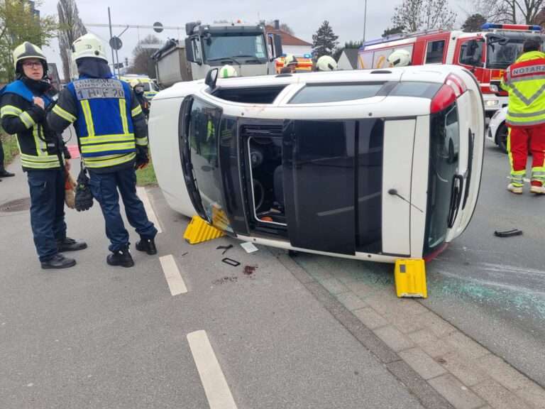 Zwei Unfälle in Dinslaken fordern Feuerwehr am Vormittag