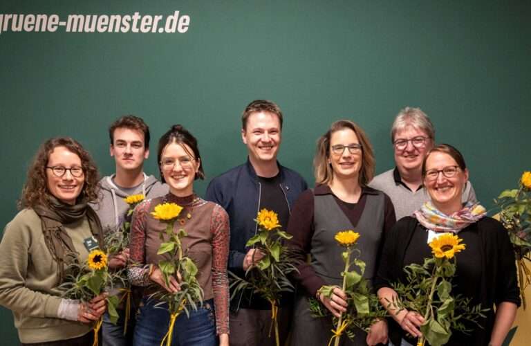 Die Grünen in Münster haben einen neuen Kreisvorstand gewählt. Über 140 Mitglieder nahmen an der Versammlung teil und bestätigten mehrere Amtsinhaber.