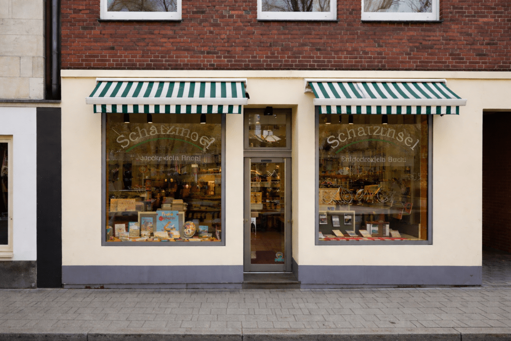 Die Buchhandlung Schatzinsel Münster verlässt nach 23 Jahren die Neubrückenstraße und zieht im April an den Spiekerhof im Kiepenkerlviertel.