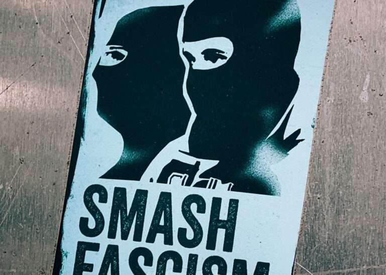 Der Verfassungsschutz nennt Münster im neuen Lagebild zum Linksextremismus in NRW. Der Bericht zeigt steigende Straftaten und beschreibt Szenestrukturen.