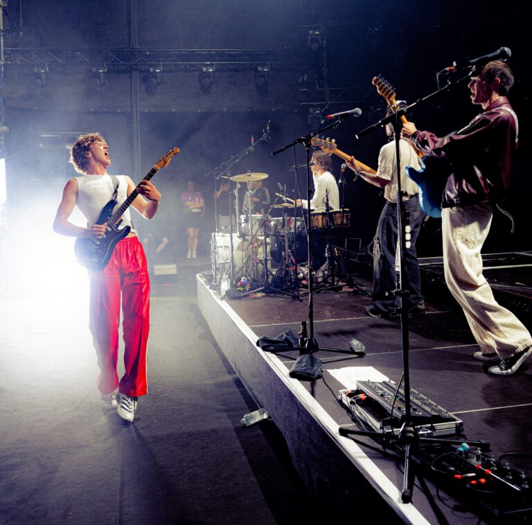 Zartmann eröffnet Münster Mittendrin beim NRW-Tag 2026 auf dem Domplatz. Tickets gibt es ab dem 24. April im Vorverkauf.