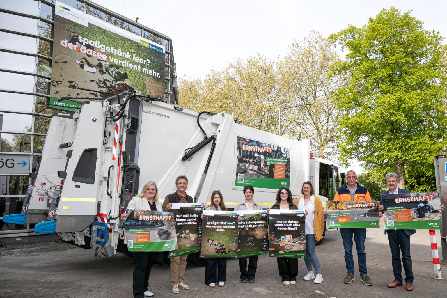 Münster startet eine Kampagne gegen Partymüll, illegale Abfallablagerungen und vermüllte Treffpunkte in der Stadt.