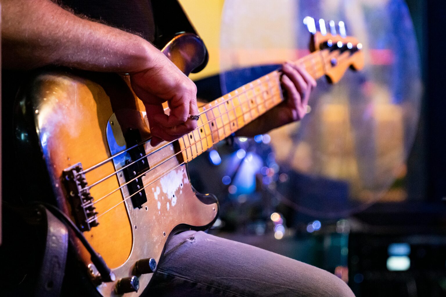 Das Güterbahnhof Festival in Münster feiert im April 2026 seine zehnte Ausgabe mit drei Tagen Live-Musik im Rare Guitar.