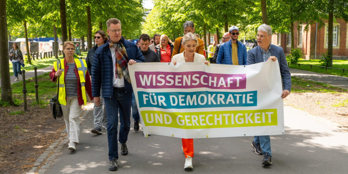 March for Science Münster: Universität, AStA, Stadt und FH rufen am 29. Mai zur Demonstration für Wissenschaft auf.