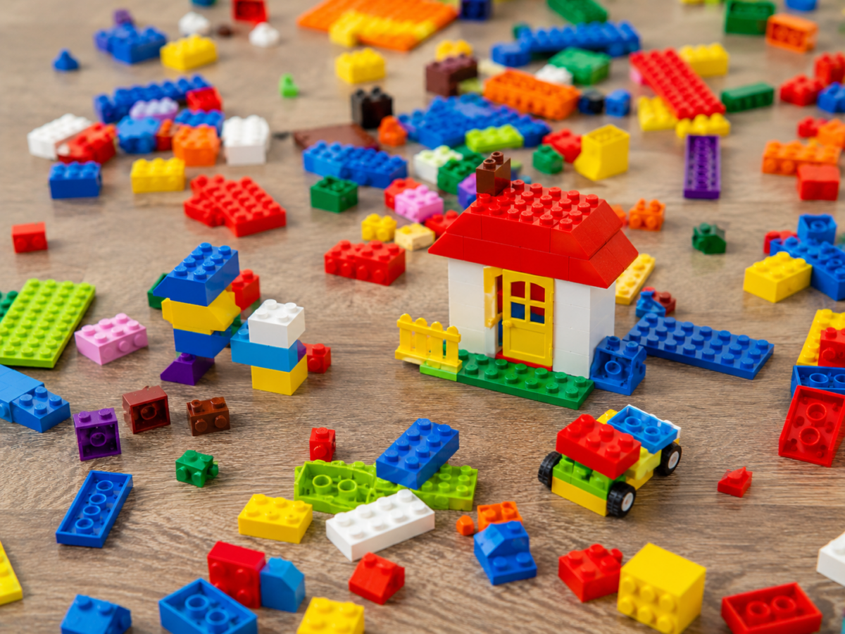 Joko Winterscheidt wird LEGO Markenbotschafter