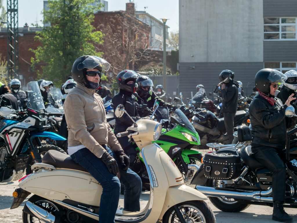 Der Gentleman’s Ride Münster 2026 sammelte Spenden für Männergesundheit und machte Vorsorge sichtbar.