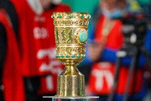 Im Preußenstadion finden zwei DFB-Pokalspiele statt: Preußen gegen den KSC und Rhynern gegen Dynamo Dresden.