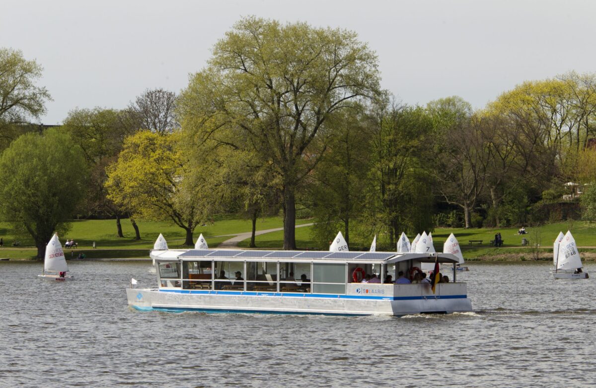 Eine kostenlose Solaaris-Fahrt informiert über Klimafolgen, Wasserqualität und Schutzmaßnahmen für den Aasee in Münster.