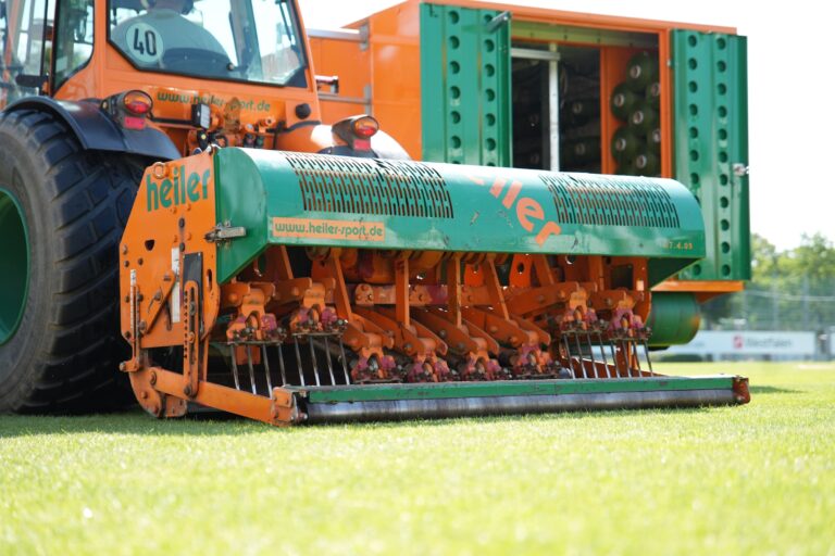 Hybridrasen Preußen Münster: An der Hammer Straße entsteht der erste Hybridplatz, im September folgt der Stadionrasen.