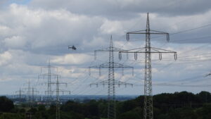 Ab morgen fliegen Helikopter über Münsters Stromleitungen