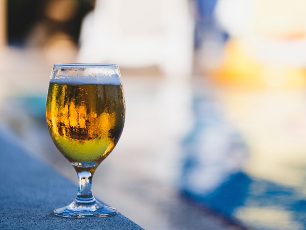 Bierfest Münster 2026: Mehr als 100 Biersorten, Street Food, freier Eintritt und Open-Air-Atmosphäre auf dem Schlossplatz.